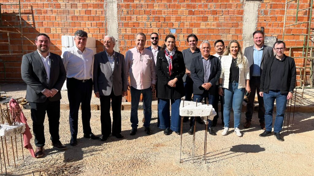 Diretoria da OAB Paraná visita obras da nova sede da OAB Cornélio Procópio